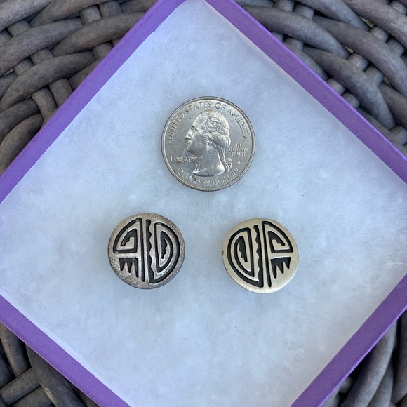 Jewelry - Vintage Silver & Black Clip-on Earrings
